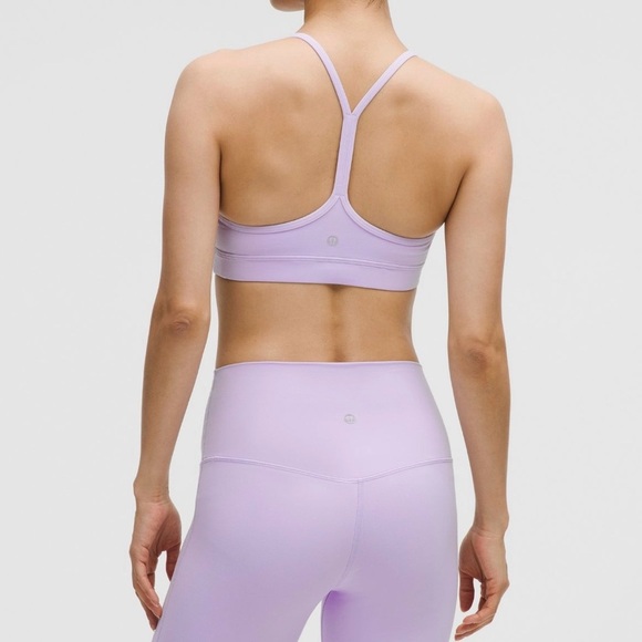 Lululemon Athletica Light Purple Sports Bra - Picture 2 of 4